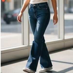 Wrangler Women’s Flare Jeans sz7 Dark Wash Mid Rise Stretch Denim